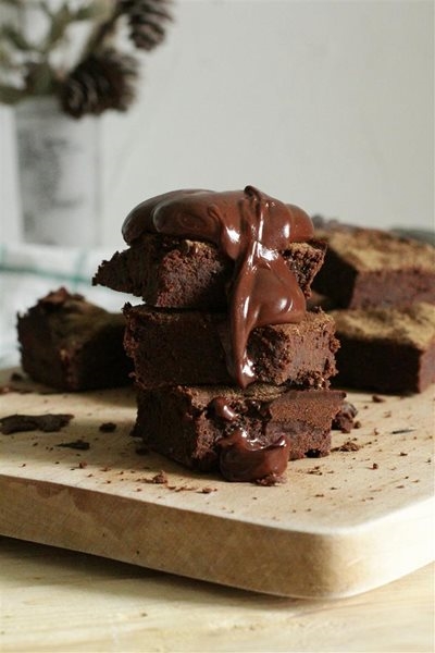 Dark Cravings: The economy and ecology of our love for chocolate 