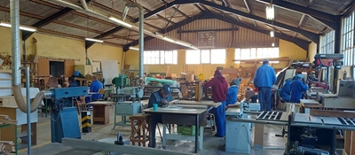 Labour law crash course in aid of Emmaüs