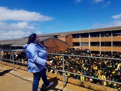Performing arts to aid against crime
