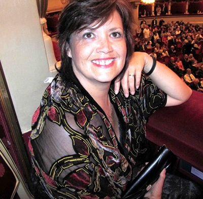 Phyllis Goldblatt sing by etensuurkonsert