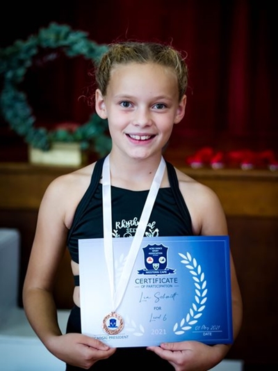 10 Eden acrobatic athletes qualify for nationals