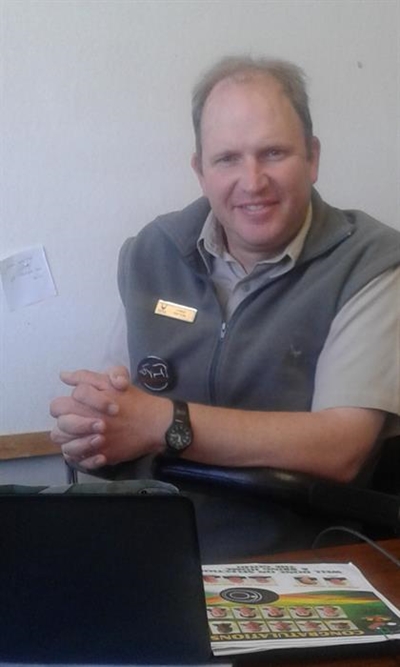 Knysna's king Protea bowler