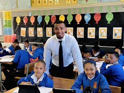 Onnies kry erkenning vir hul werk