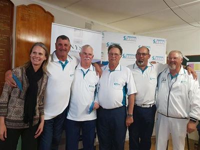 Outeniqua-rolballers buit gesogte oestertitels