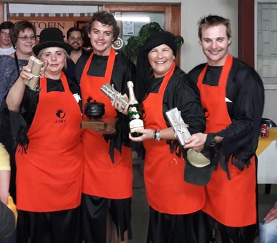 Hoër Volkskool se onnies kook!