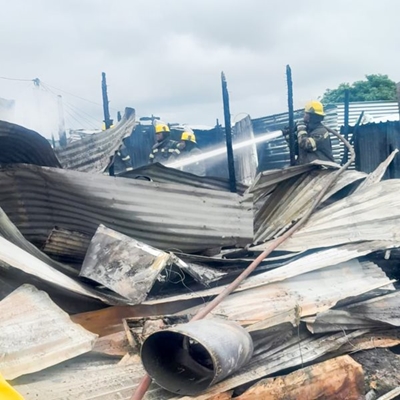 11 structures razed to the ground in Thembalethu