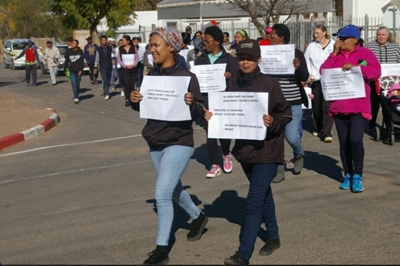 Ladismith-vroue staan op teen misdaad