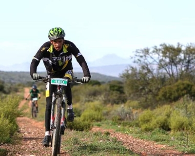 Bergfietse en drafskoene vir kinders in Zoar