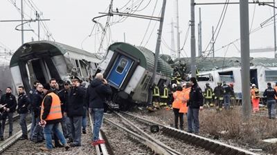 2 Killed in Italy train crash
