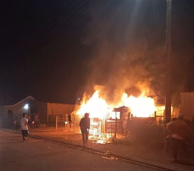 Twee Heidelberg-gesinne ly groot brandskade