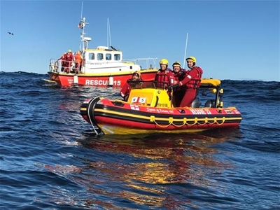 High seas rescue off Herold's Bay