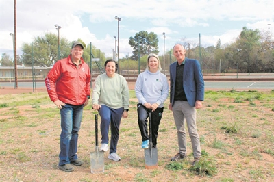 Eerste padelbane vir Oudtshoorn