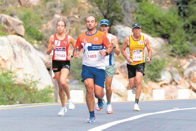 Tone klap by Meiringpoort-halfmarathon