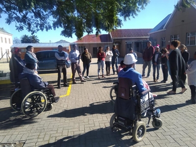 Gestremdes gereed vir werksmark