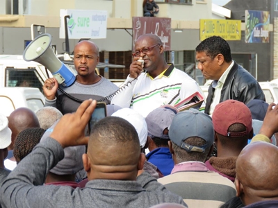 Shack dwellers demand services