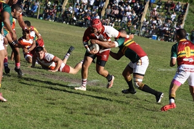 Agterdeur in semi nog oop vir Blanco