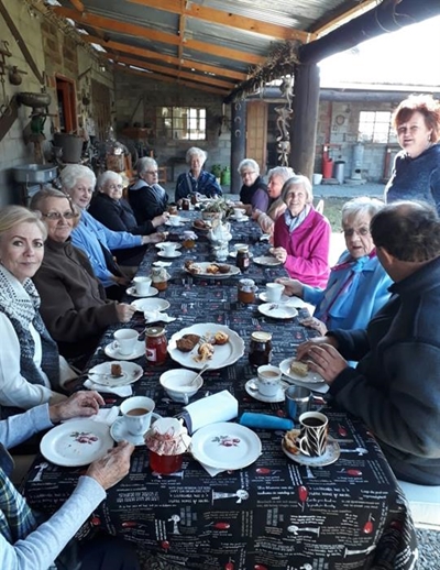 Outing brings joy to elders
