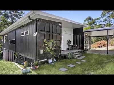 Shipping containers offer an interesting alternative to traditional construction techniques