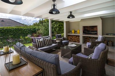 Why do gardens and braais sell houses?