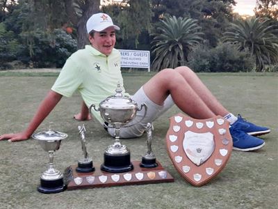 5 golf titles in just over 5 weeks