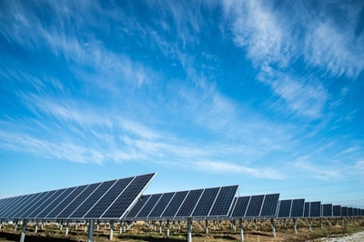 Off-grid power solution for informal traders