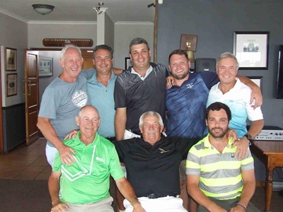 Seger du Plessis skitter met 66