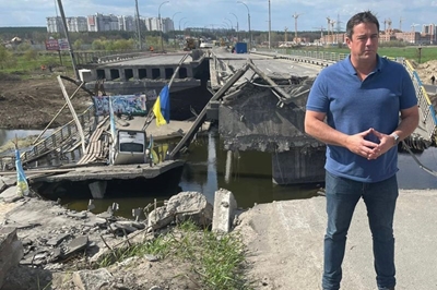 DA rallies votes for eNCA poll to justify Steenhuisen’s Ukraine trip