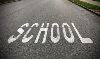 One-way traffic at school peak times