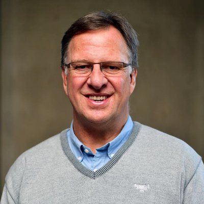 Bekende huweliksterapeut besoek Bergsig-gemeente