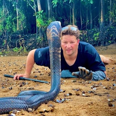 Renowned reptile YouTuber Dingo Dinkelman dies following snake