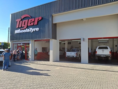 Tiger Wheel & Tyre rolls into Oudtshoorn with new store and grand opening specials