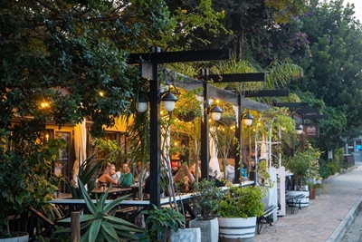 Summer pavement permits made available for eateries