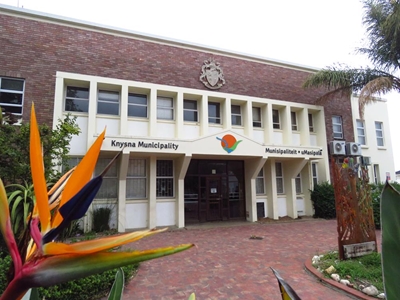 Is Knysna imploding?