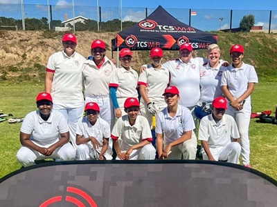Pioneers Ladies progress to final