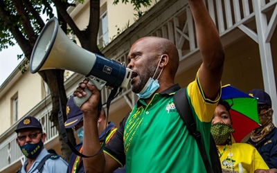 Crowd demands progress in Phiri murder case