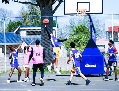 Basketbalspelers verwerf SWD-kleure