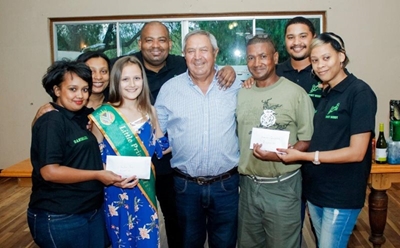 Sport Buddy- gholfdag genereer R10 000 vir Thom en Qusheka