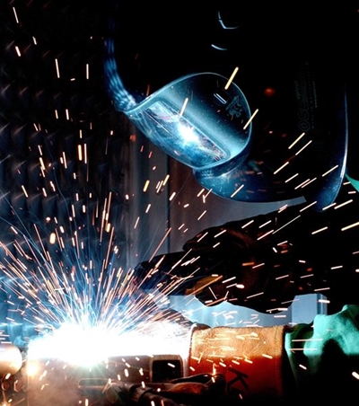 Golden opportunities for small business in manufacturing 