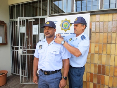 Nuwe sersante by Stilbaai-polisie