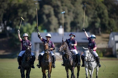 Chukkas away… as Polo gets going in Plettenberg Bay