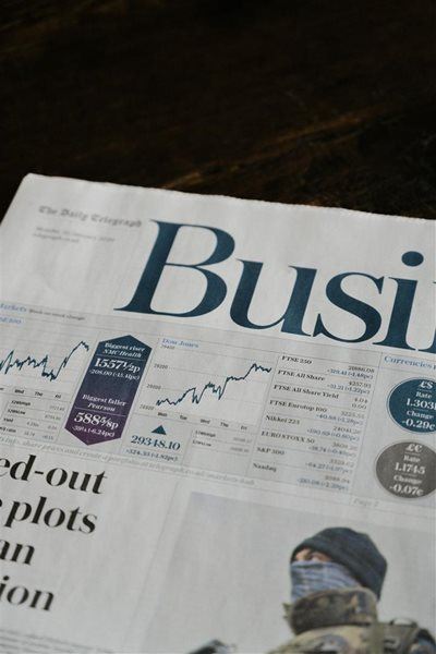Reset with confidence: Why your 2026 doesn’t need a new product, it needs a plan