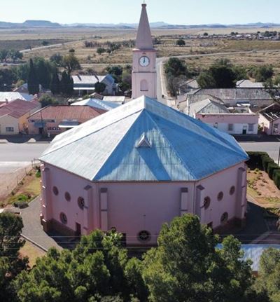Hofmeyr vanaand op DSTV oor onlangse opknappings