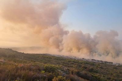 Western Cape fires: Light drizzle assists firefighters, but danger remains high in these areas