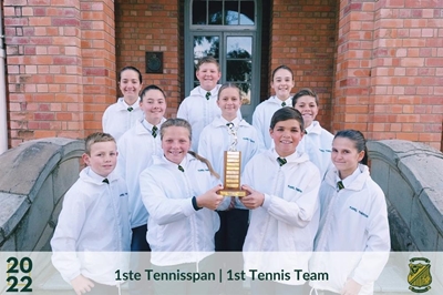 Karel Theron-spanne oes trofeë