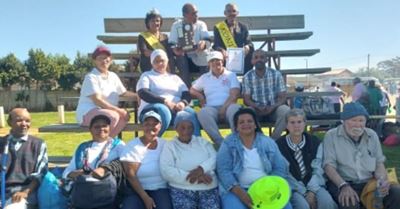 Soetfontein se seniors vat Wisely-trofee