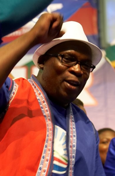 Fate of DA’s Madikizela rests on probe into his qualifications, says Zille