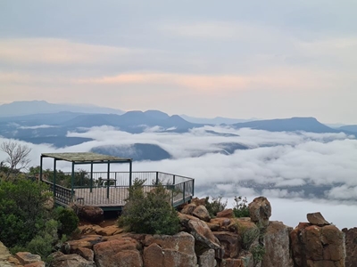 Wolk kombers oor Graaff-Reinet