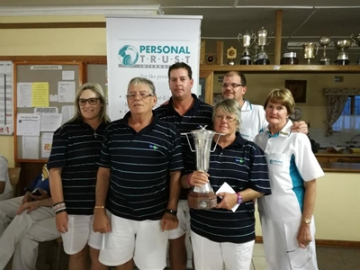 Outeniqua-rolballers speel Stilbaai stil