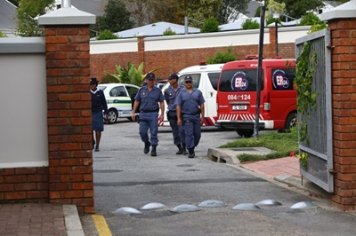 Man shoots himself in car