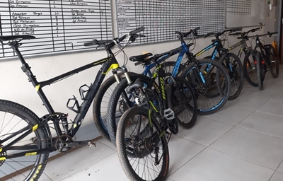 Stilbaai SAPD se deurbraak met gesteelde fietse
